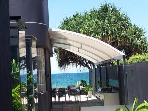 Curved Waterproof Shade Sails Structure for Outdoor entertainment Area