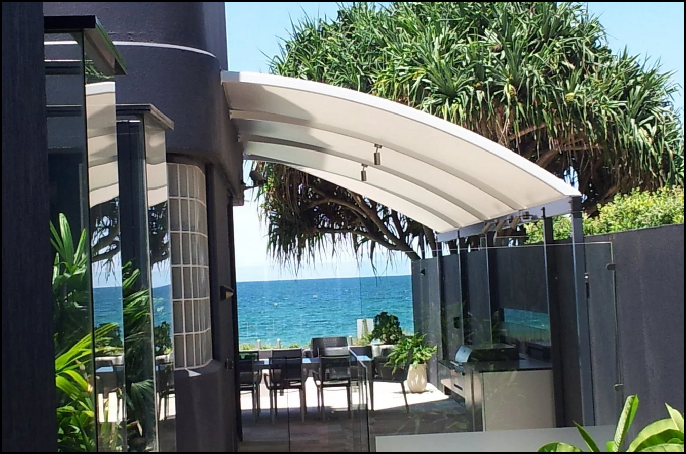 Sailworx Shade Sails can provide extra, outdoor, seating space for cafes and restaurants, boosting your income